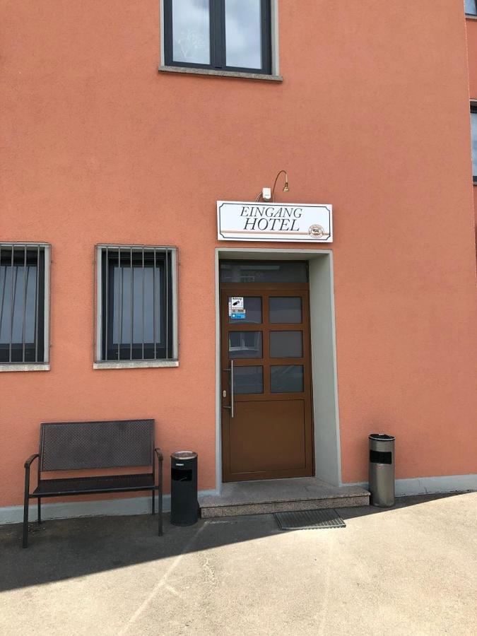 Hotel Stadt-Lindau Neu-Ulm Bagian luar foto